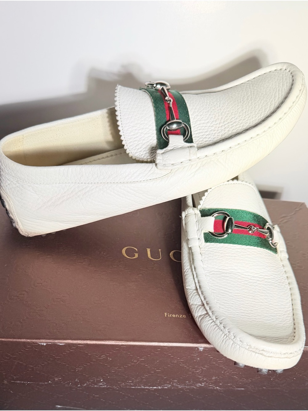 Authentic Gucci White Leather Loafers with Green-Red Web and Silver Horsebit